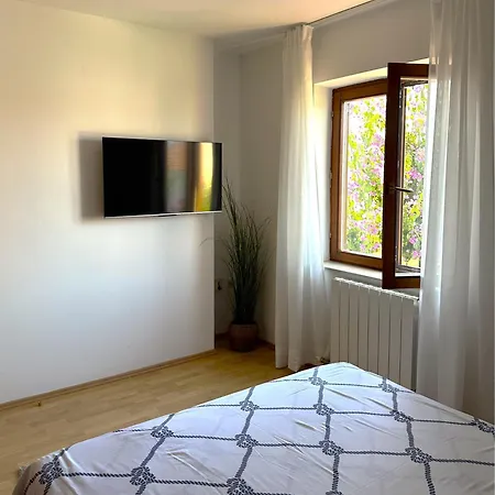 Apartament Dalmare *